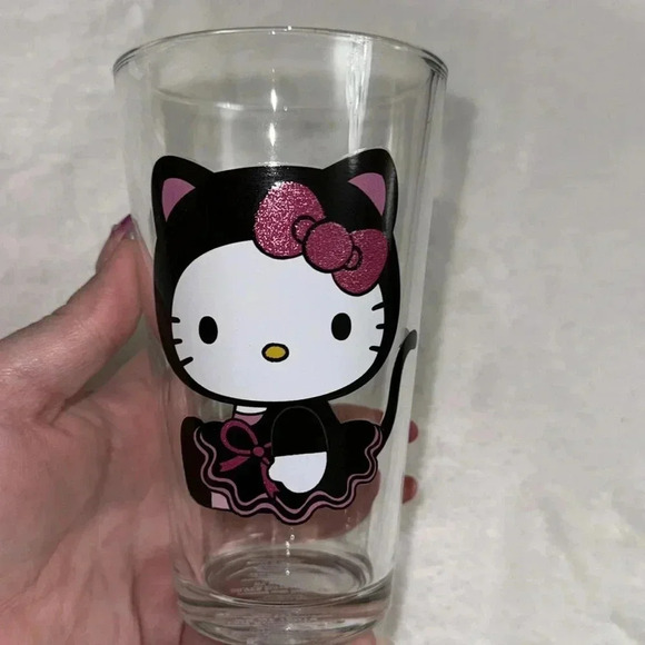 Viral Hello Kitty Halloween Glitter Bow Pink Glassware Cup NEW Tik Tok Sparkle - Picture 5 of 11